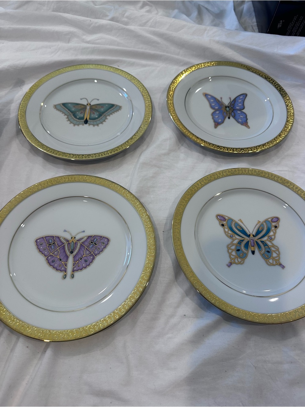 Royal Gallery Platinum Buffet Butterfly Salad Plates - Gold Trim (Set of 4)